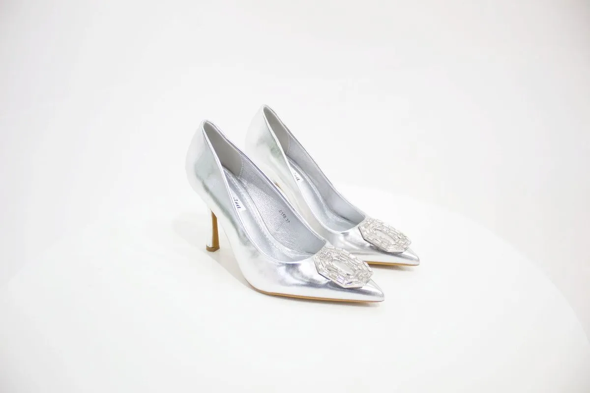 LaMara Paris Valoria 9.5cm Heel Court With Diamante Trim - Silver