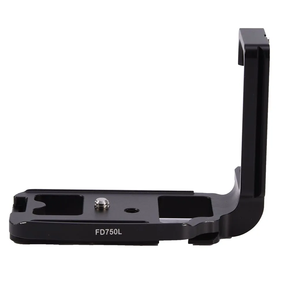 Nikon D750 L-handgrip compatible