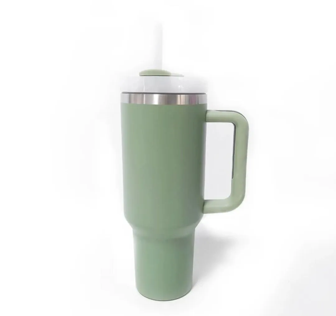 Insulated tumbler with lid, straw and handle - Green