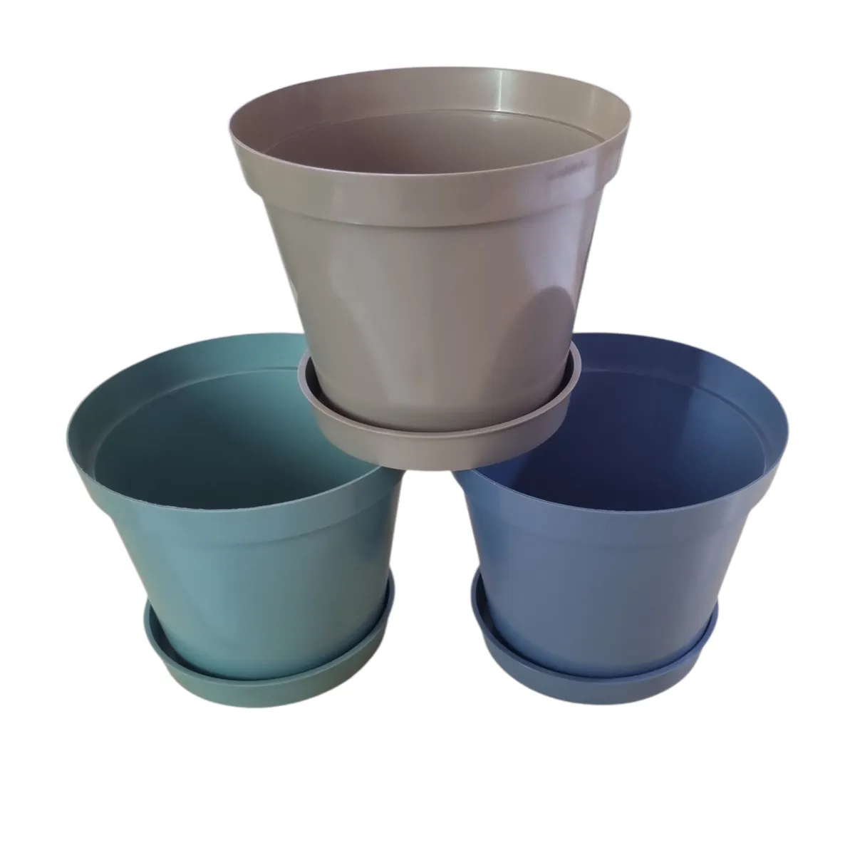 15cm Injection Moulded Plant Pots with Matching Saucers - Set of 3