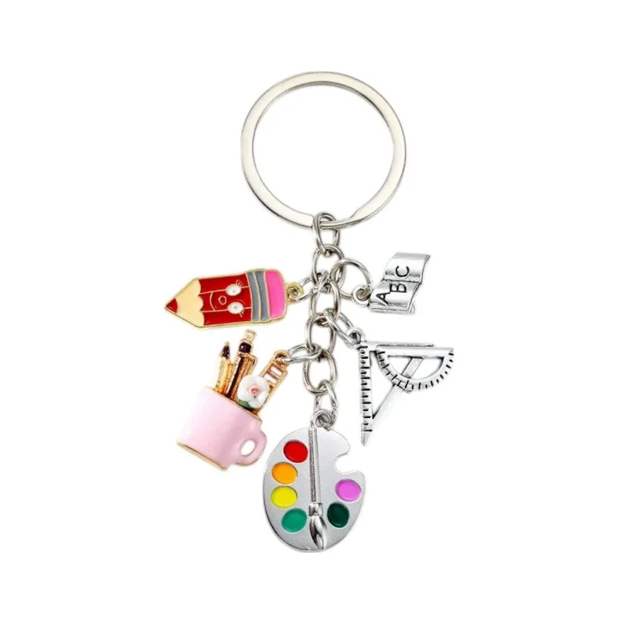 Mini Vintage Painting Palette With Accessories Keychain - Pink
