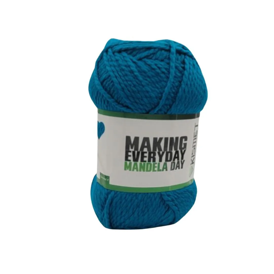 Kismet 67 Blankets Chunky Plain Yarn (1-300g Ball) - Azure
