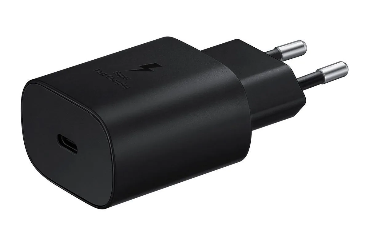 USB-C Charging Adapter Compatible with IPhone 16 25W Head - Black
