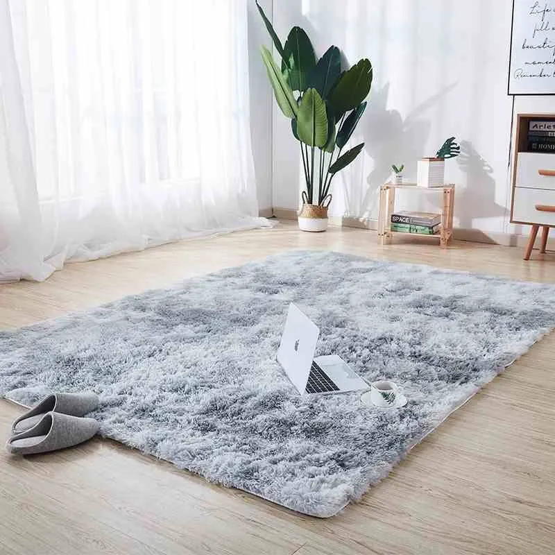 Three Tone 200 x 150 Grey Fluffy Carpet - Shaggy & Foldable Rug Light Grey