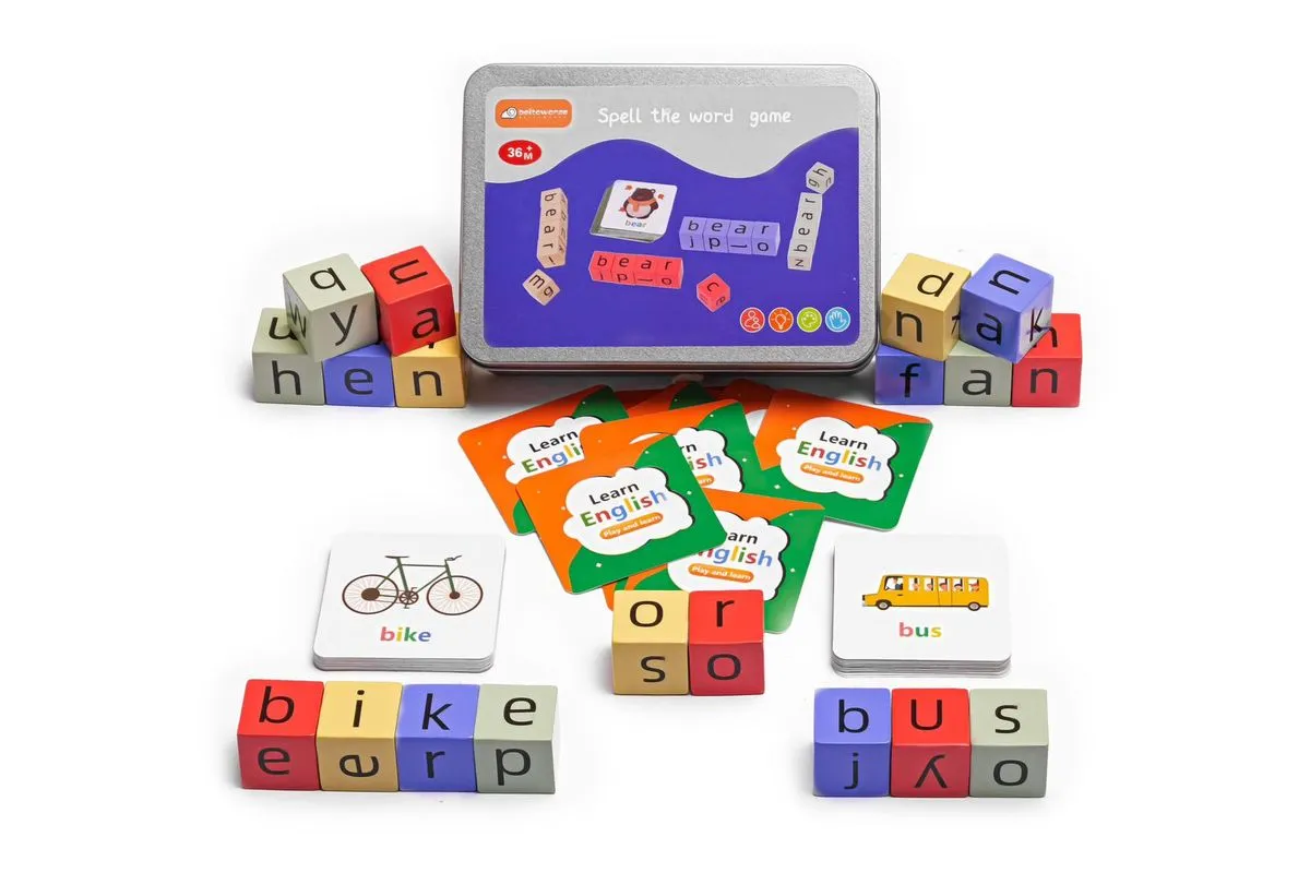 Children Spell Word Flash Cards With Letter Rubik's Cube