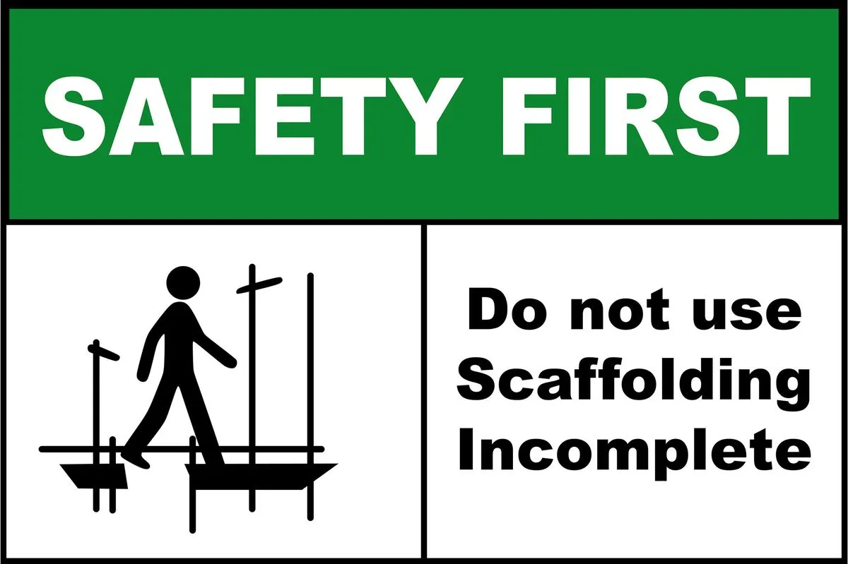 Safety First Do Not Use Scaffolding Incomplete 30x40cm Sign -2 Pack.