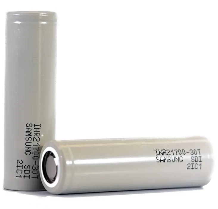 Samsung 30T 21700 3000mAh 35A Battery - 2 Pack + Dual Battery Case