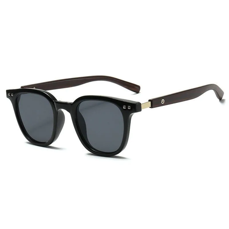 Classic Business Wood Grain Sunglasses for Men Daily Use