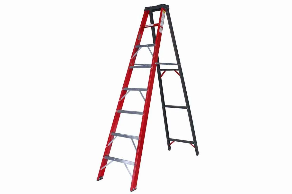 CASLAD - FGS8 Fibreglass Step Ladder 2.4m