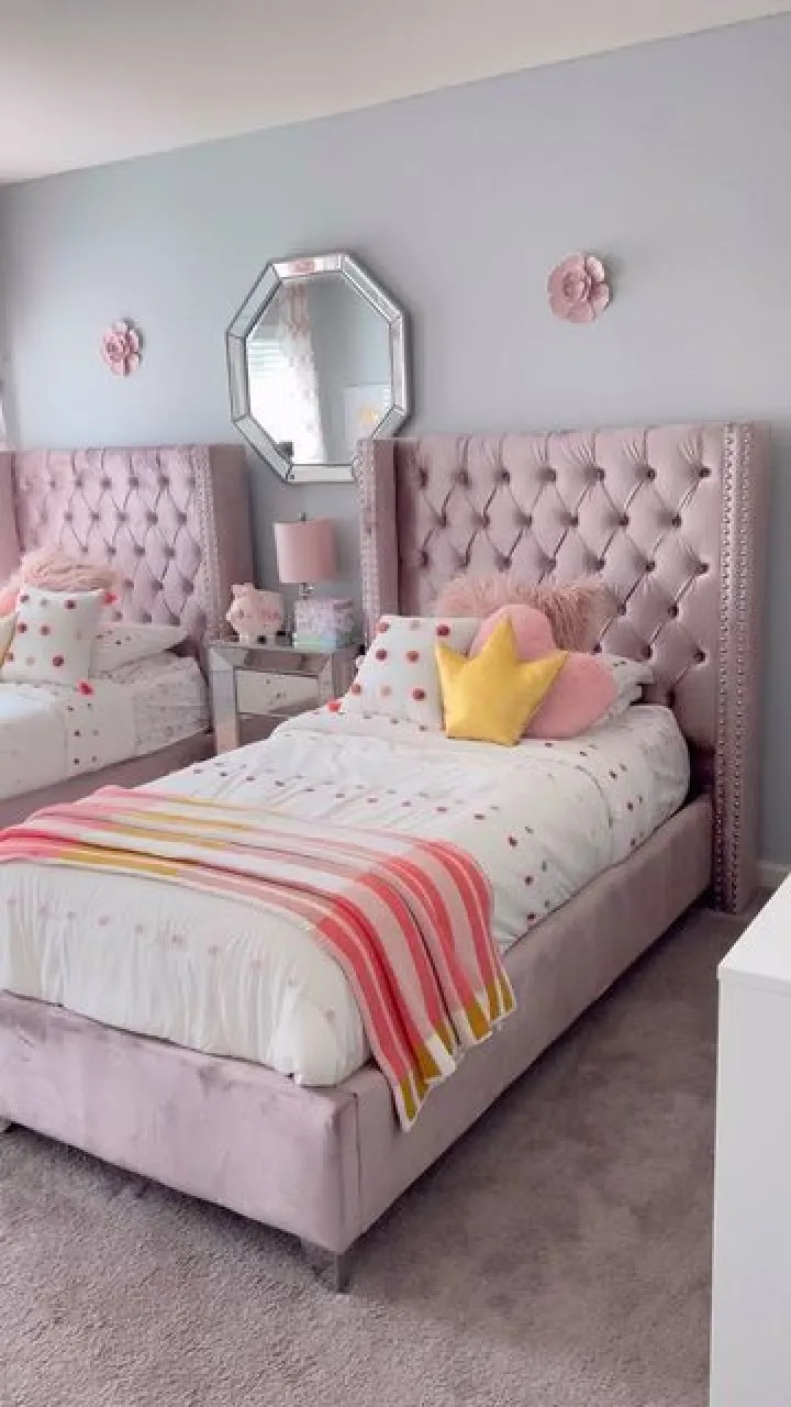 ANIKA DESIGNS Three Quarter Bed
