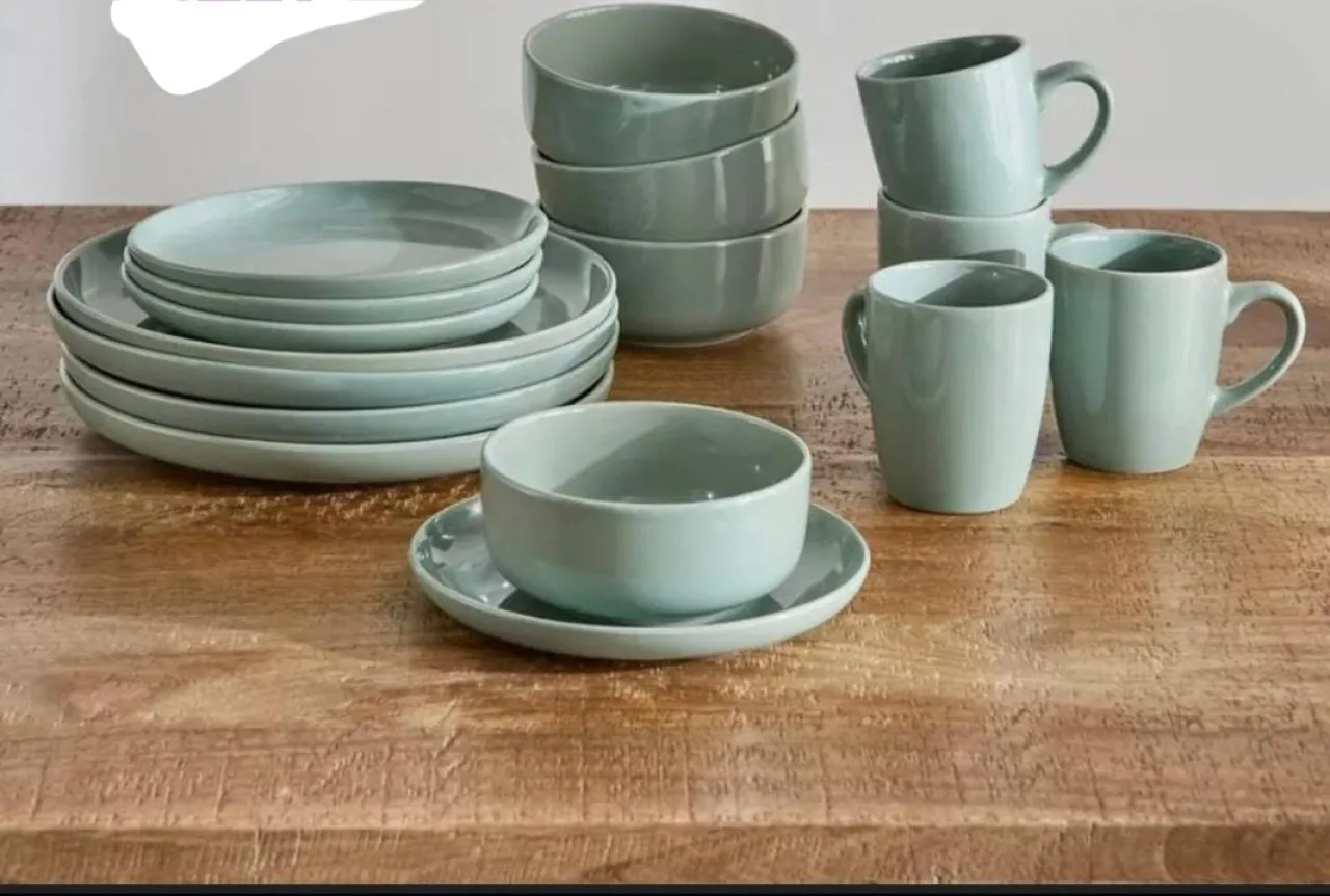 OCEAN OASIS Pack of 16 Ceramic, Stoneware 16 PIECE STONEWARE CERAMIC GREEN DINNER SET Dinner Set
