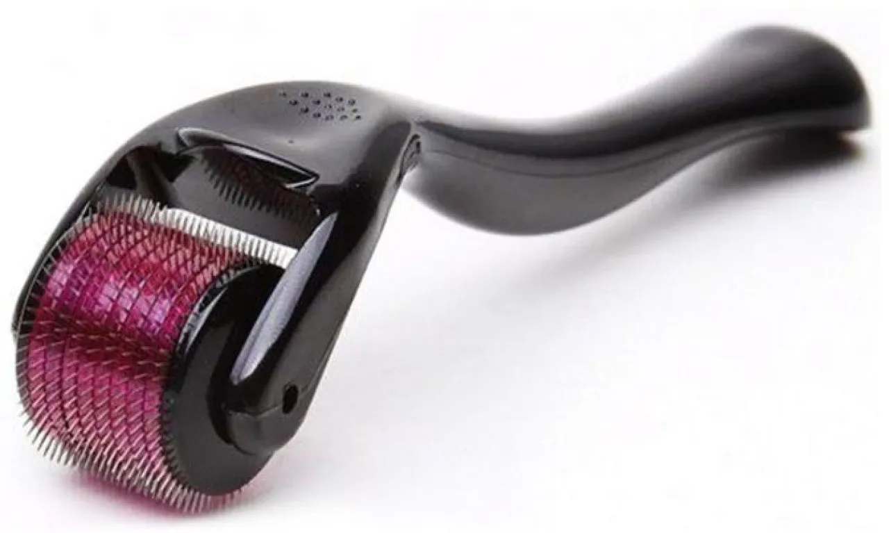 Generic Titanium Microneedle Derma Roller 0.5mm - Black & Purple