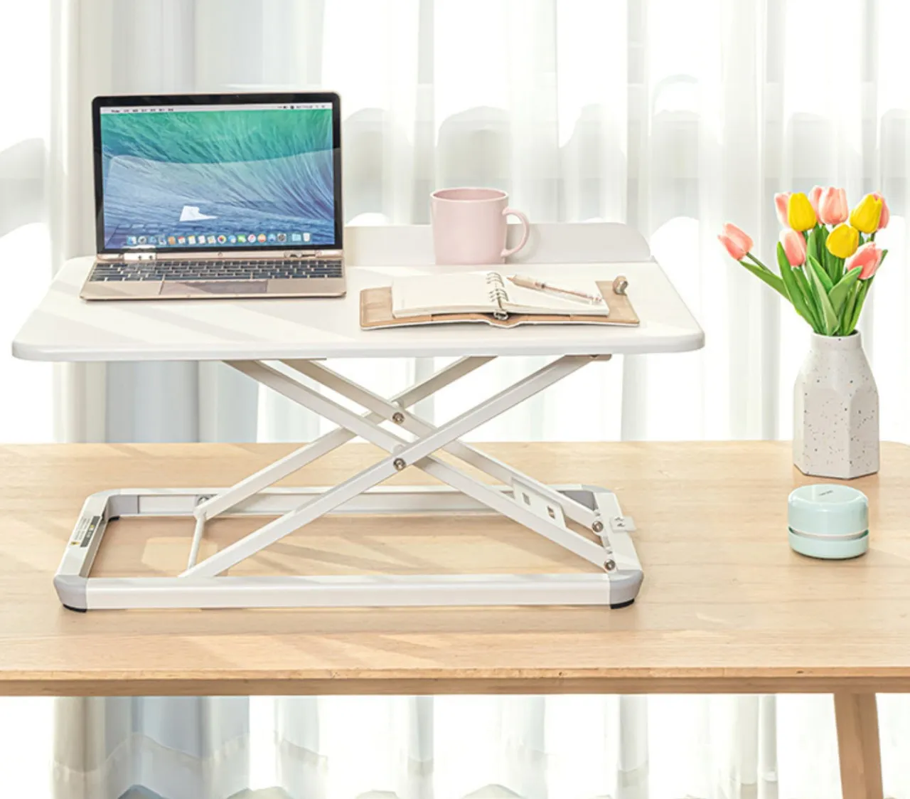 Deli Stationery Height Adjustable Laptop Table Laptop Stand