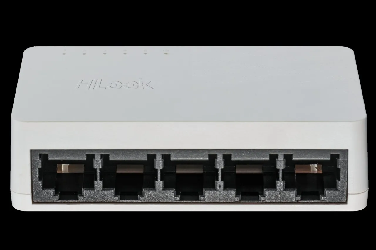 Hikvision HiLook Desktop 5 Ethernet Ports Network Switch