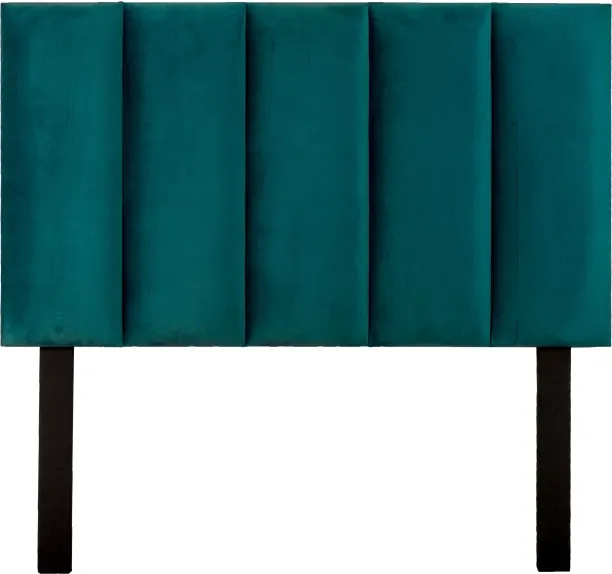 COMPLETE LIVING FURNITURE Queen Bed