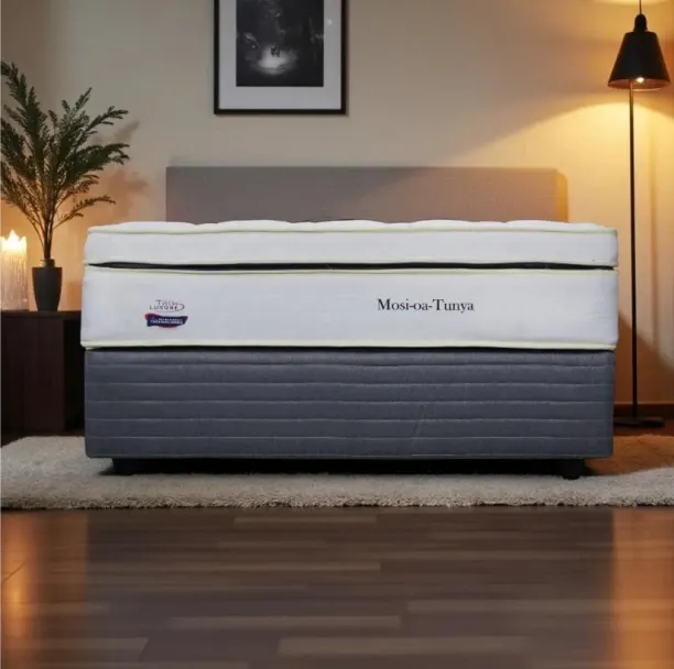 tach luxure TACH LUXURE - Mosi ou Tunya Exclusive Queen bed Queen Bed