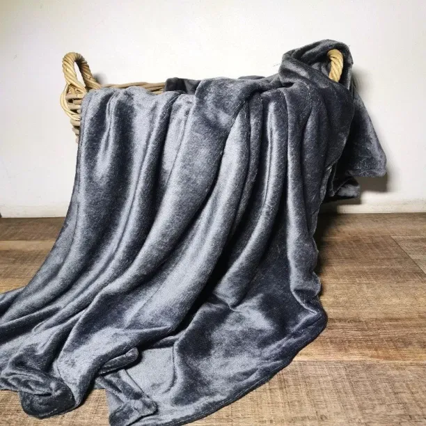 SMTE (200 cm x 220 cm) Blanket Throw Flannel Fleece - 150 x 200cm - Grey (Fleece Blanket)