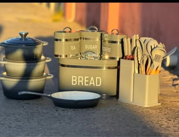 COOKWARE SET GENERIC Non-Stick Coated Cast Iron, Stainless Steel, Plastic Cookware Set