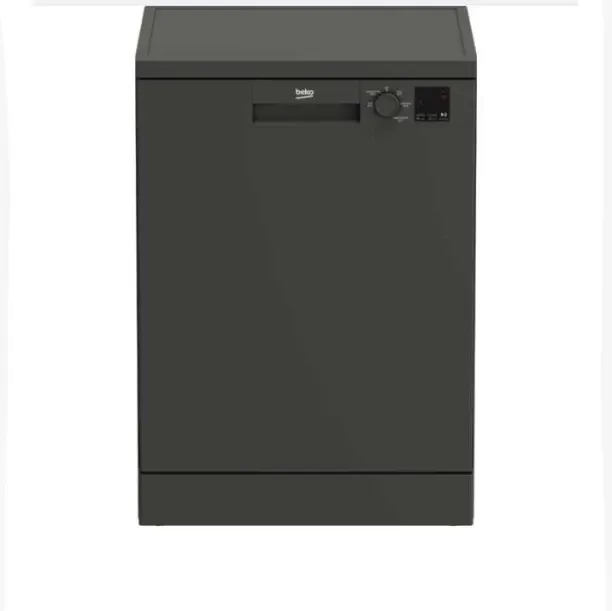Beko 13 Place Settings Free Standing Dishwasher BDW202