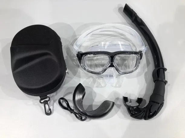 Huanix Snorkeling mask Silicone snorkel diving,150177 black TP Plastic Silicone Aspheric Lens Divin…