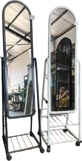 ST MIRRORS ST-048 Lighted Mirror