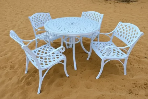 Generic Cottage Aluminium Dining Set 4-Seater 1000mm Round (White) Plastic Outdoor Bar Set